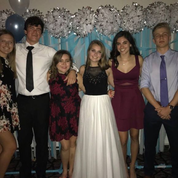 Meet your Posher, Emily - Picture 1 of 1